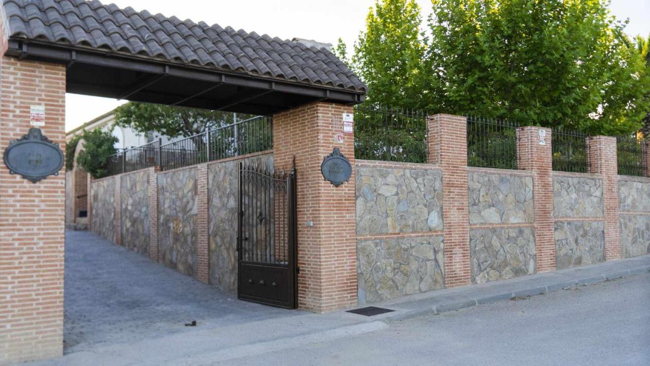 Villa Las Tres Hermanas Albarreal De Tajo By Toledo Ap Eksteriør billede